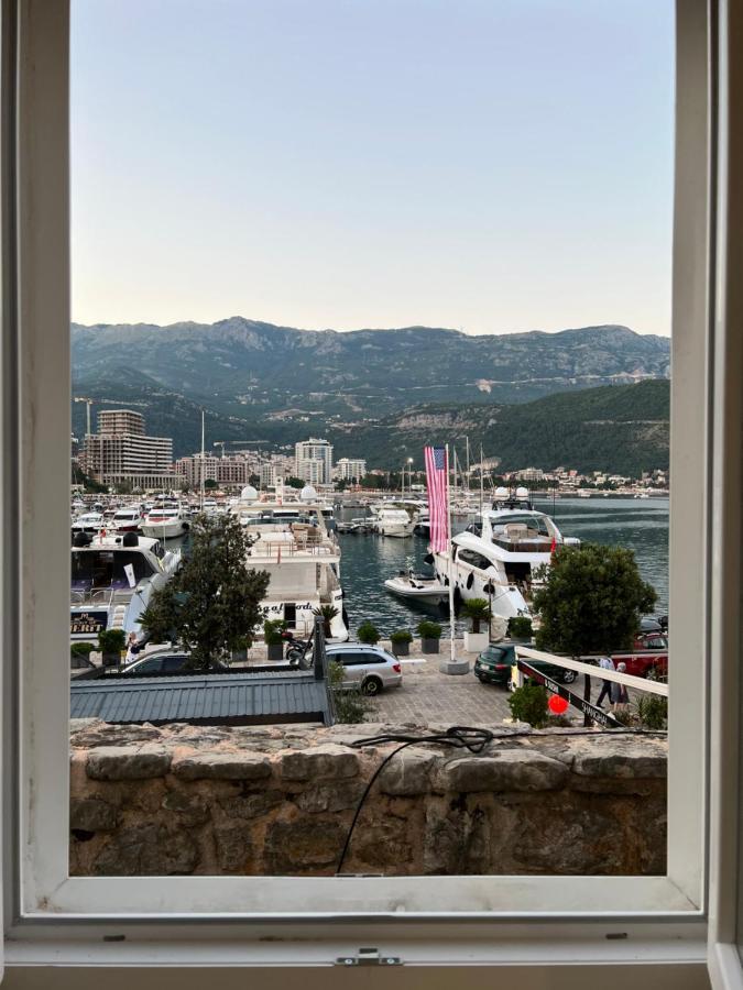 Regina Apartments Budva Luaran gambar