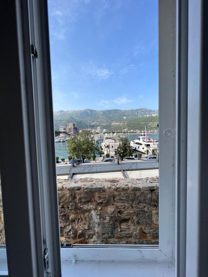 Regina Apartments Budva Luaran gambar