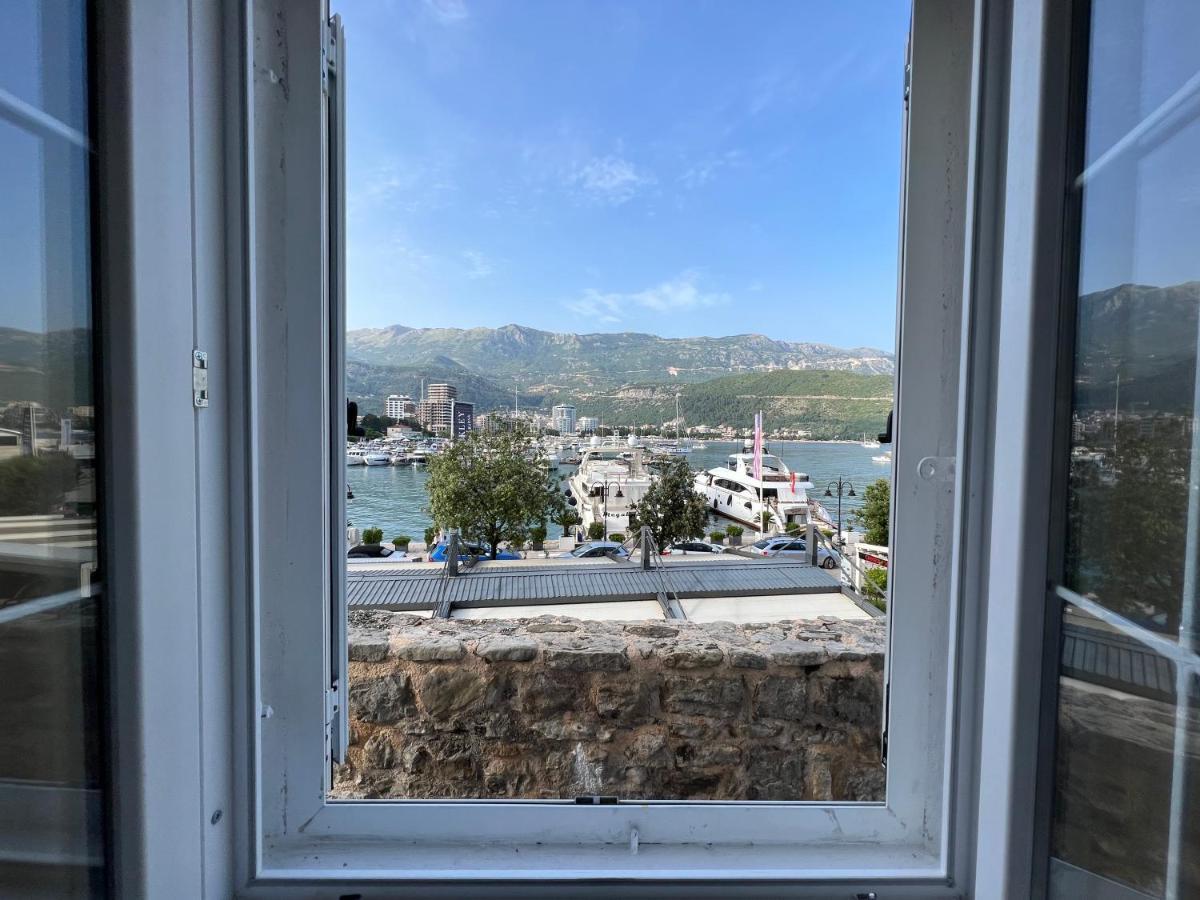 Regina Apartments Budva Luaran gambar