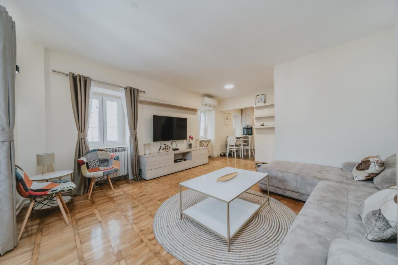 Regina Apartments Budva Luaran gambar